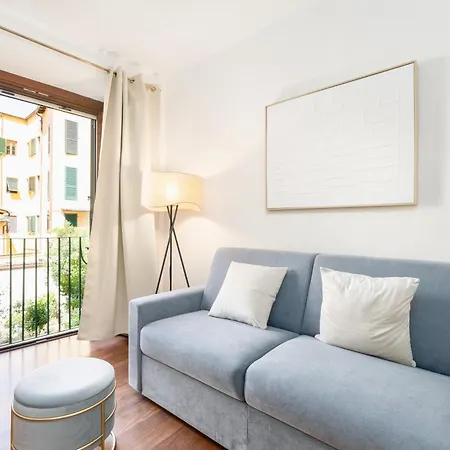 Apartment Luce - Stylish Terrace In The Heart Of