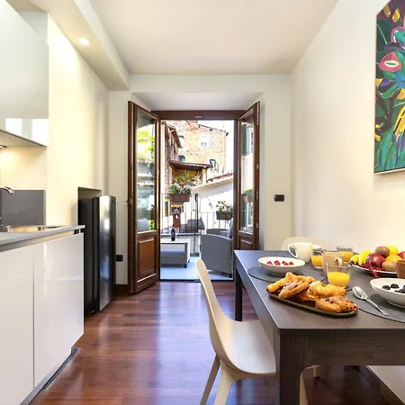 Luce - Stylish Terrace In The Heart Of Apartment *